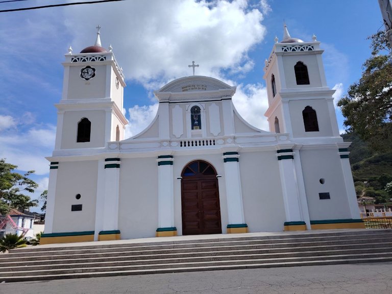 Iglesia San Miguel 1.jpg