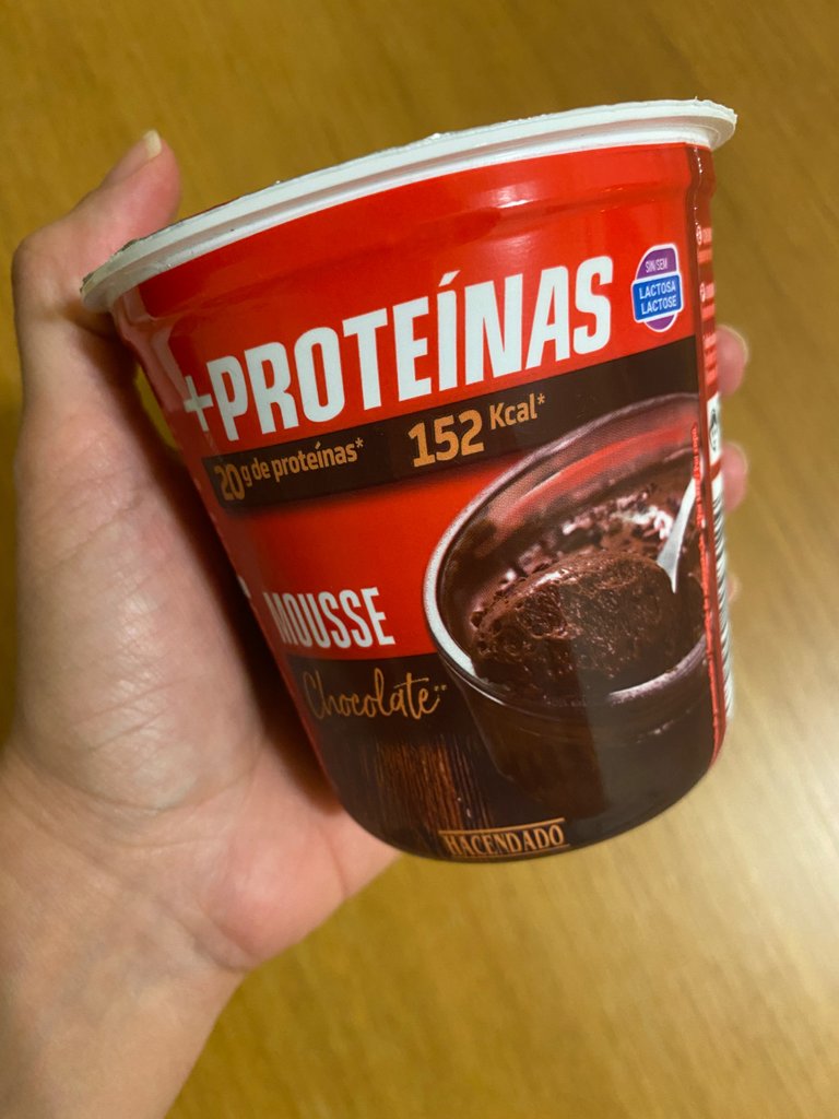 Chocolate protein mousse