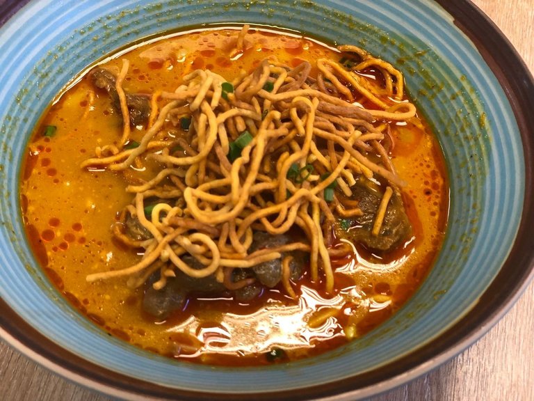 LINE_ALBUM_khaosoi house_231030_46.jpg