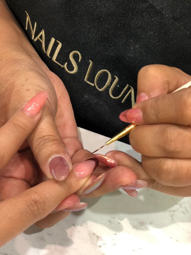 LINE_ALBUM_nails lounge_231013_124.jpg