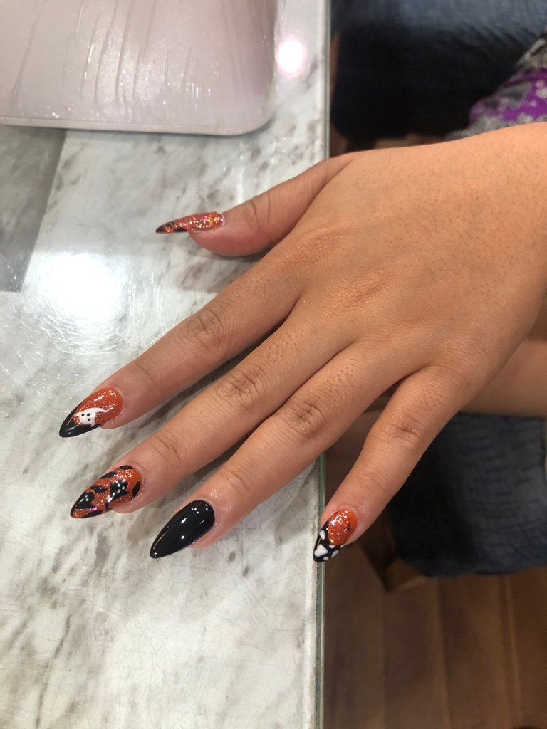 LINE_ALBUM_nails halloween_231028_92.jpg