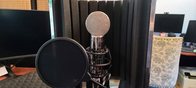 M-Audio Sputnik Large Condenser Tube Microphone (ver 1.0)