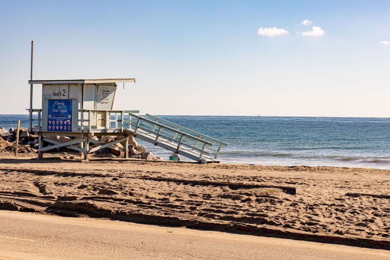 Your standard Los Angeles lifeguard hut.