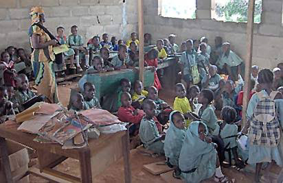 100-150 Children in a Classroom in Public Schools, Poor School Buildings, Examination Malpractices + Incompetent Teachers: The True Nature of Nigeria's Public Schools. What can be done about it?