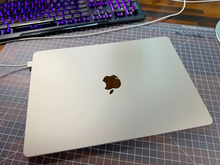 MacBook.jpg