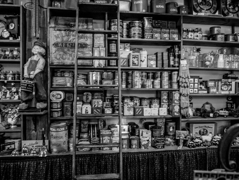 General_Store__MONO__PS__P1080554.jpg