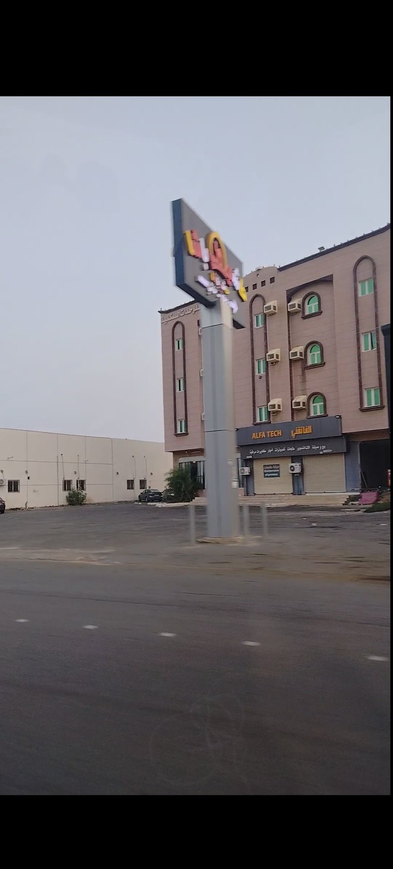 Screenshot_20230511_081803_com.huawei.himovie.overseas.jpg
