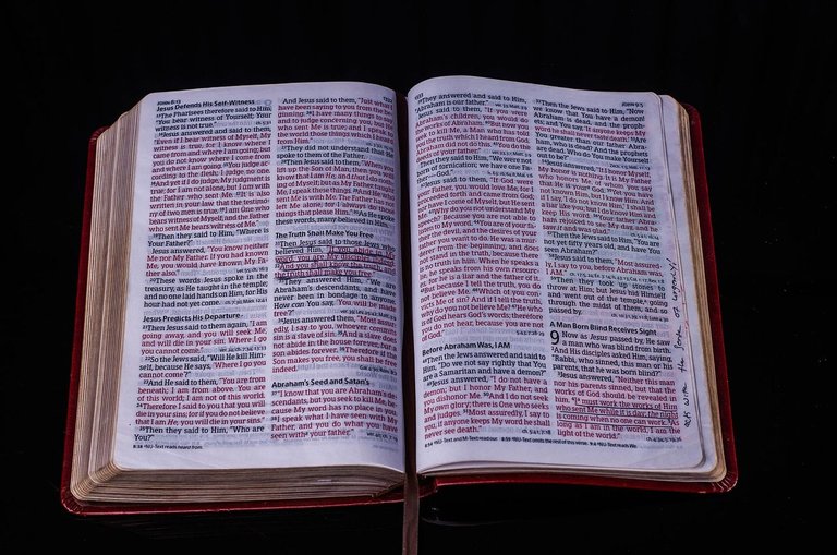 bible-6046377_1280.jpg
