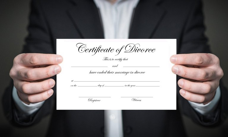certificate-5817033_1280.jpg