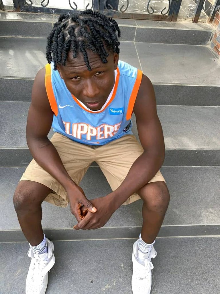 1002101487.jpg
