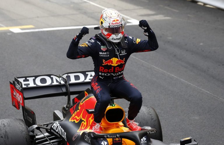 maxverstappen.jpg