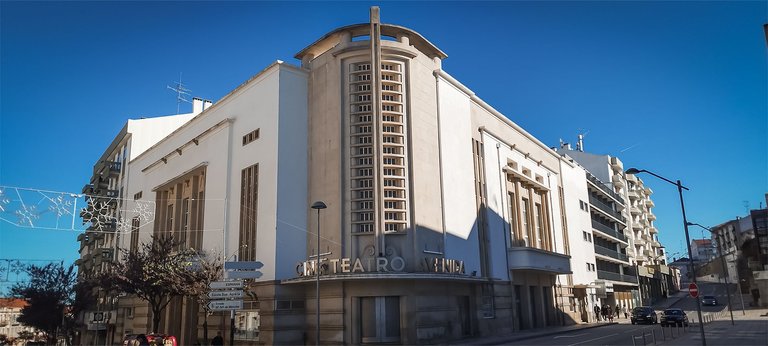 Cine Teatro Avenida 01.jpg