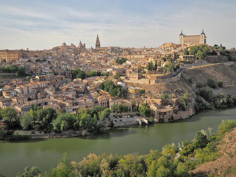 1280px-Toledo.jpg