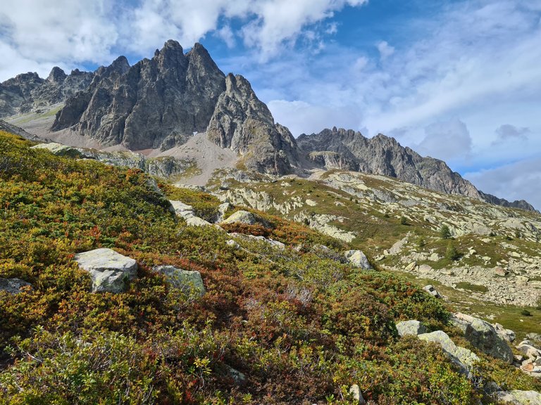 Vue sur l'Aiguille de Mesure