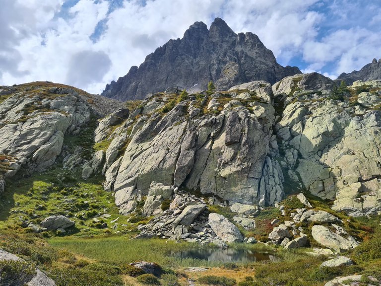 Vue sur l'Aiguille de Mesure