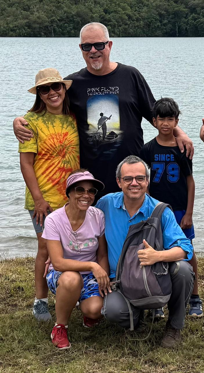 Us and the hosts, Adjane and Ricardão, plus nephew João Pedro