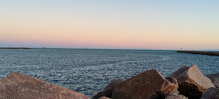 onde a água doce da Lagoa dos Patos encontra a água salgada do Oceano Atlântico