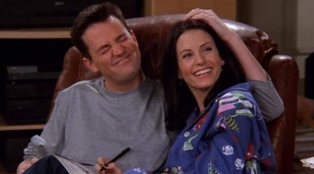 Chandler y Mónica, son un amor