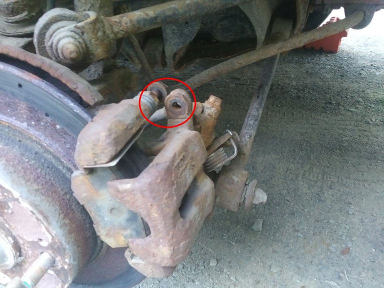 Caliper bolt highlight.jpg