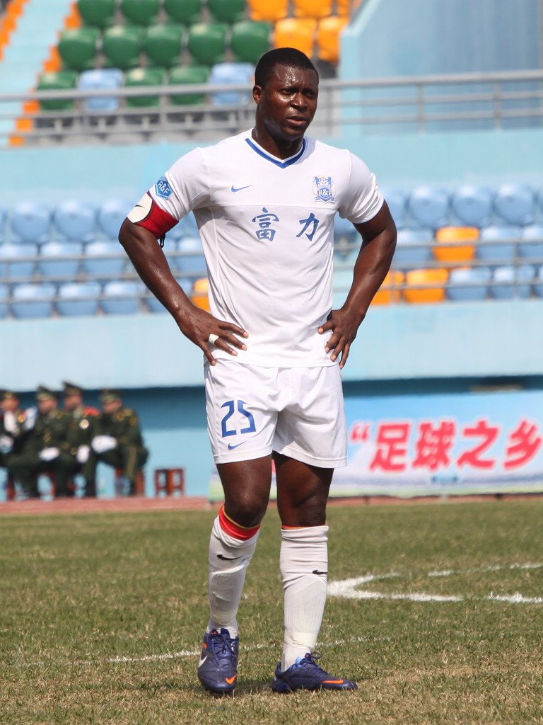 Yakubu_in_2013.jpg