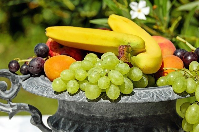 fruits-1600023_640.jpg