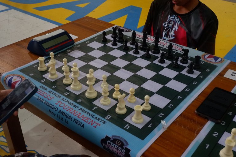 chess78.JPG