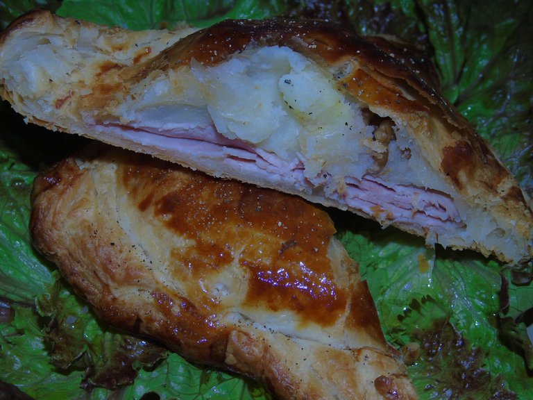 feuilletéjambon (1).JPG