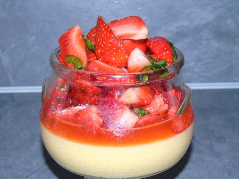 fraises et crèmepatissiere (2).JPG