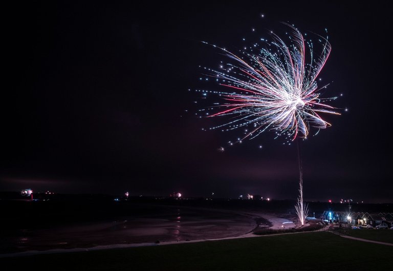 XT201982_Fireworks_Beach.jpg