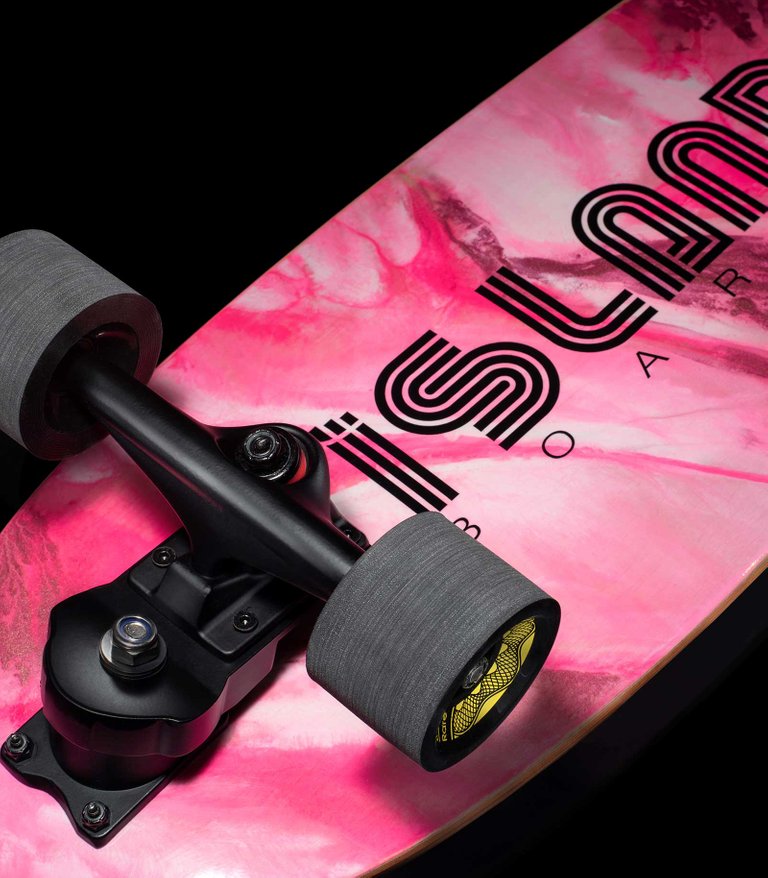 Pink-Fish-Surfskate-02.jpeg