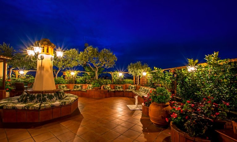 tropical-terrace-garden-design.jpg