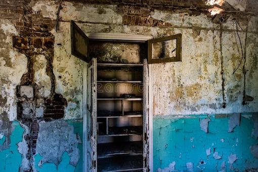 old-wooden-wardrobe-abandoned-hospital-opened-destroyed-abandoned-aged-wooden-wardrobe-abandoned-ruined-empty-room-175959840.jpg