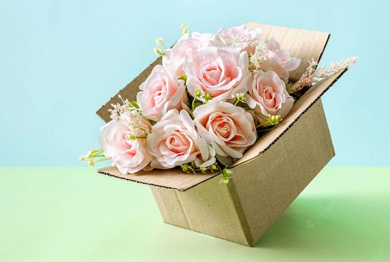 flowers-cardboard-box-delivery-wedding-congratulations-as-gift-surprise_124595-1677.jpg copy.jpg