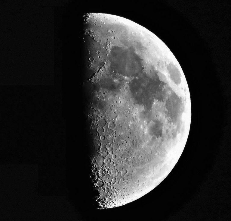 close up half moon showing real good details of surface.JPG