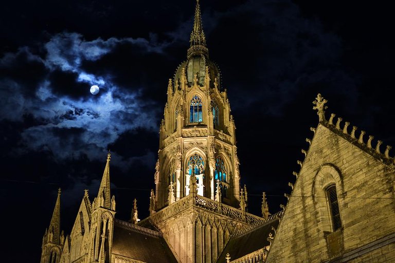 iglesia gotica.jpg