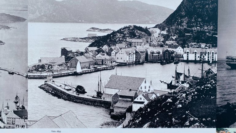 Pictures of Ålesund before the fire