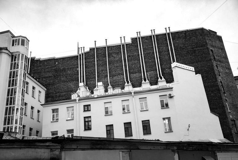 2025-apr-2901w-h.jpg