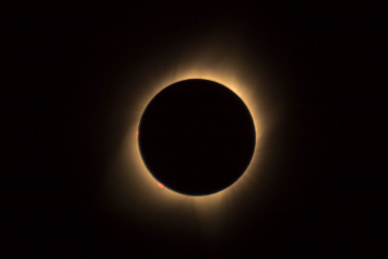 pexels-eclipse.jpg