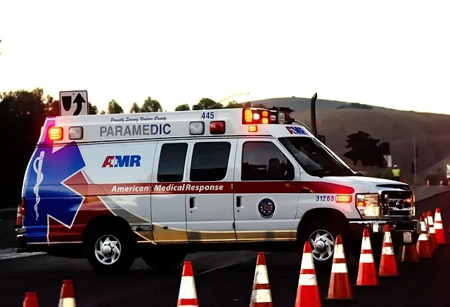 ambulance-4347620_640.webp