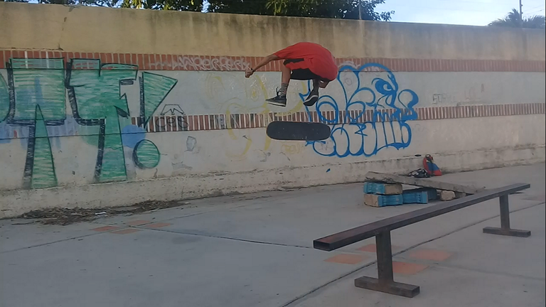 heelflip.png