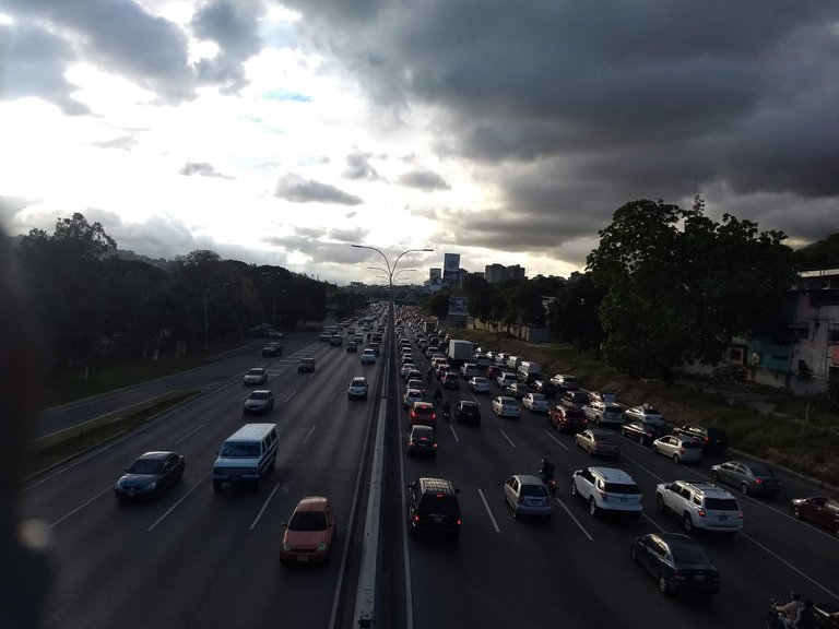  Autopista Francisco Fajardo en Caracas
