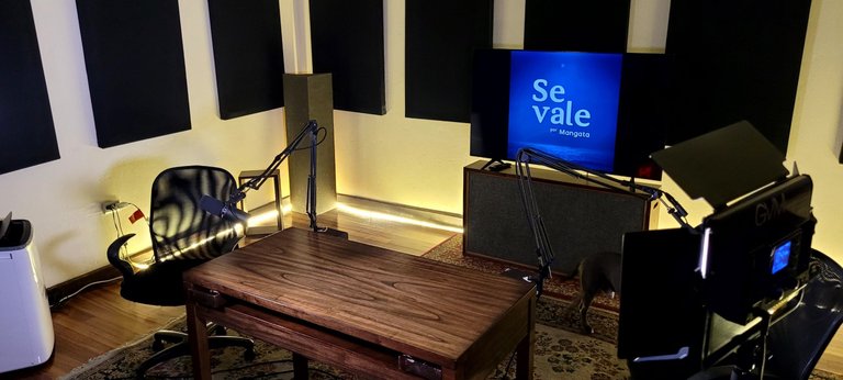 Se Vale Podcast at Recording Box.jpg