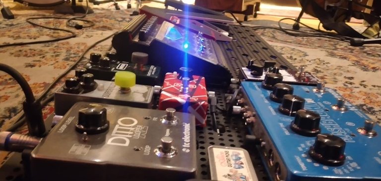 wrong pedalboard.jpg