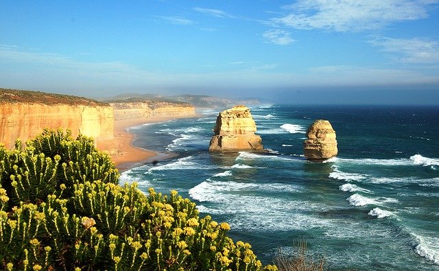 twelveapostles587818_640.jpg