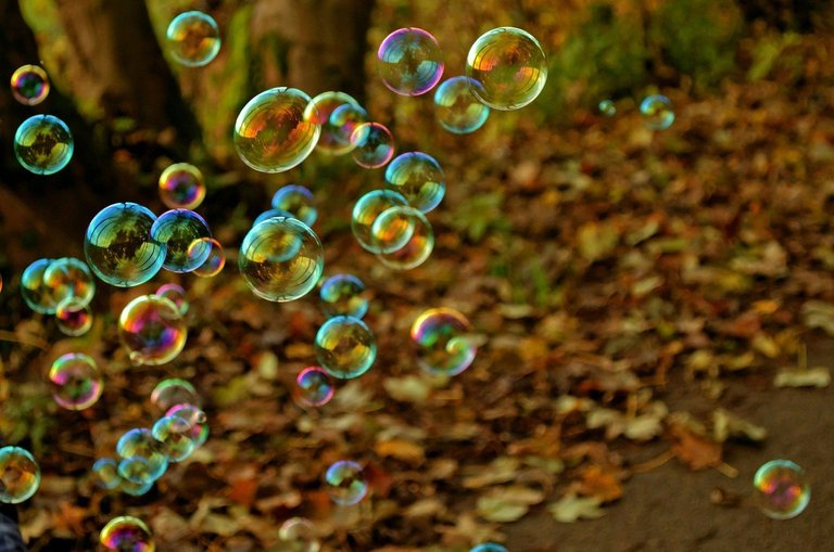 bubbles83758_1280.jpg