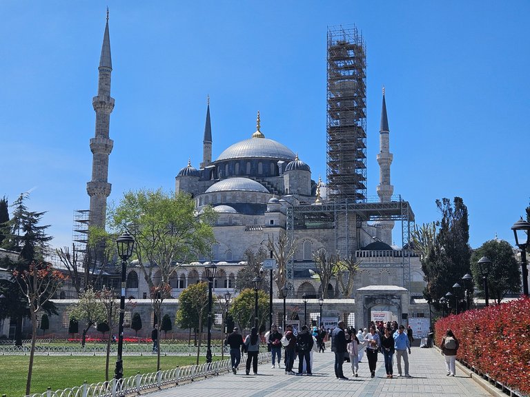 Turkey - An Istanbul Adventure: From Blue Mosque to Bazaars