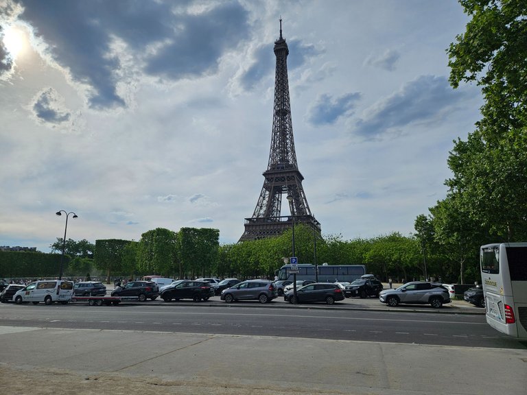 France - Exploring The Parisian Icons: Effiel Tower And Arc De Triomphe