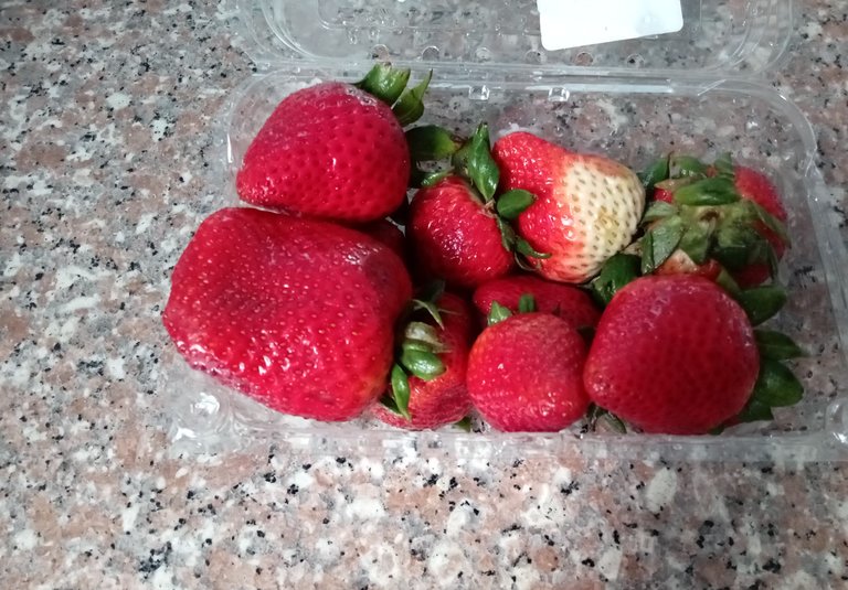 huge straberries in carton.jpg