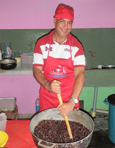 Tostando-cacao.png