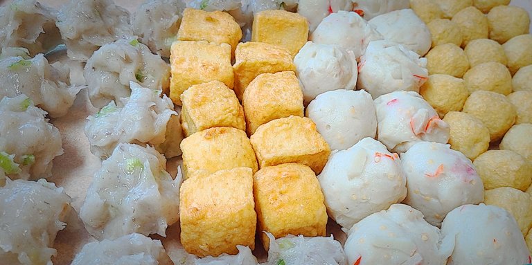 Shrimp, Tofu, Lobster & Fish Balls